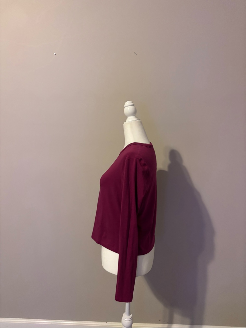 Size 4 - Lululemon pink long sleeve top - Picture 3 of 5